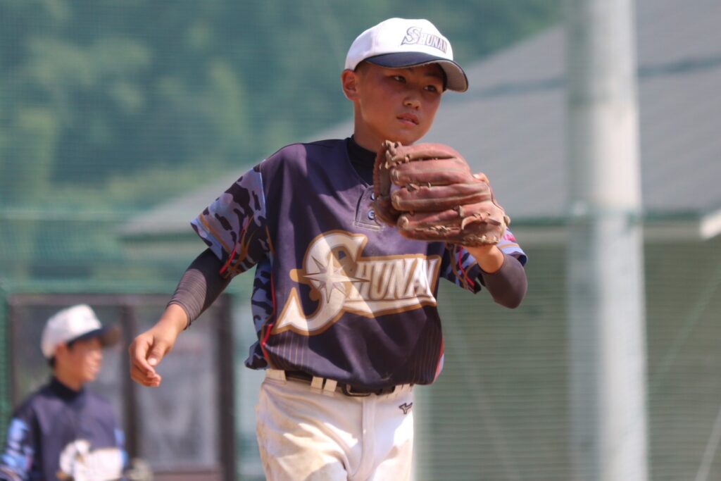 村重　海斗